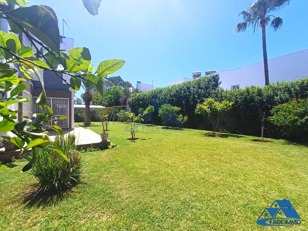 بيع فيلا فسيحة 963 م² في سوسة الرباط - Photo 7