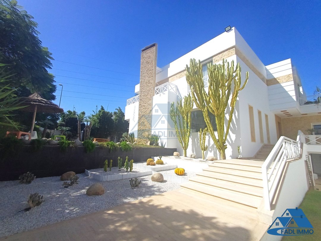 بيع فيلا أنيقة 850 م² في بساتين المنزه - Photo 4