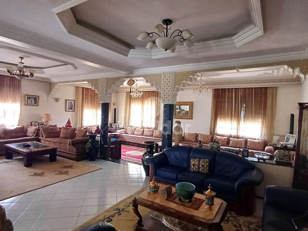 VILLA Espaçosa À Venda em Rabat - Hay Nahda - Photo 9