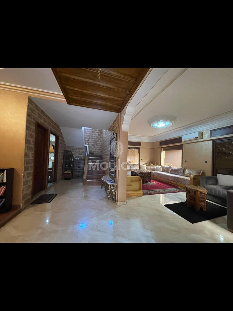 Marrakeş'te Satılık Çarpıcı Villa - 3 Yatak Odası - Photo 4