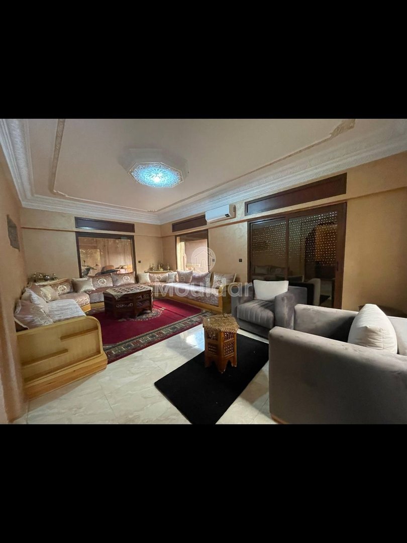 Marrakeş'te Satılık Çarpıcı Villa - 3 Yatak Odası - Photo 1