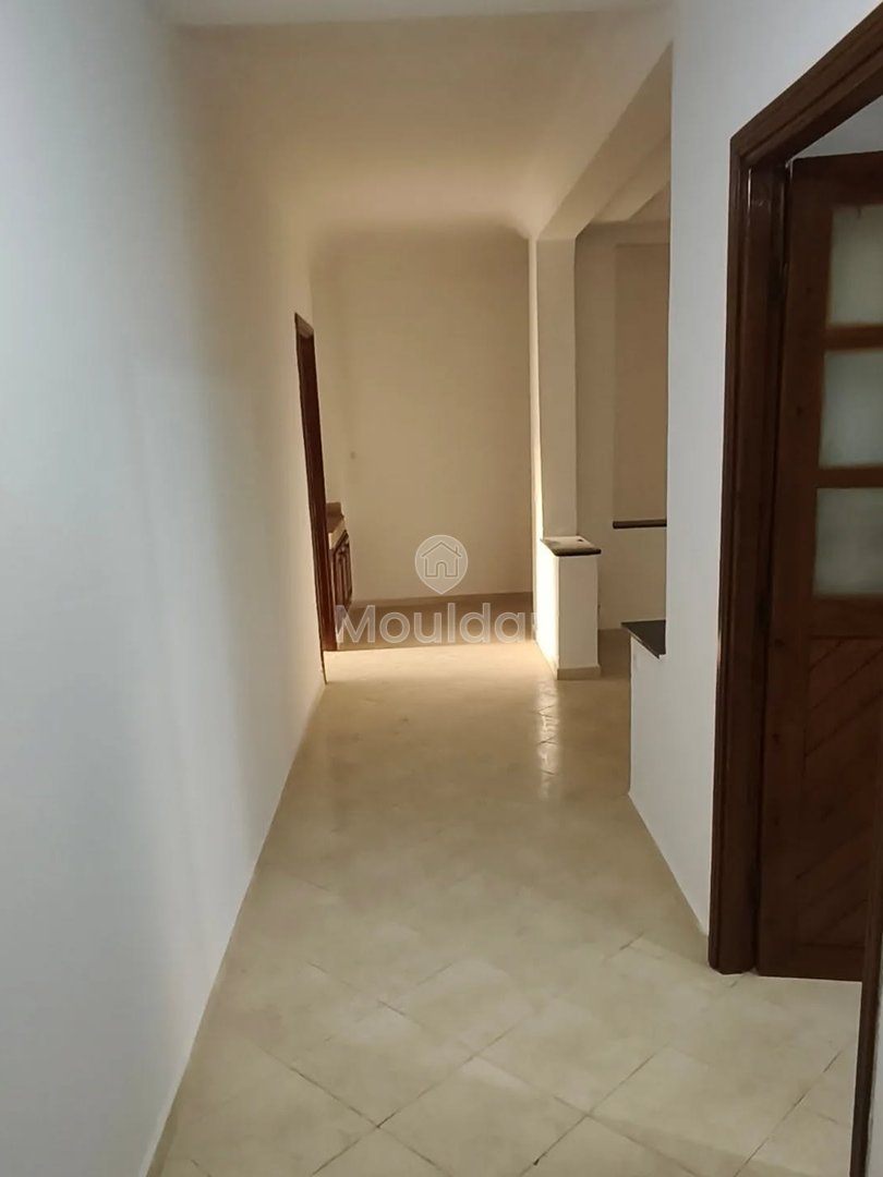 Zu verkaufen: Διαμέρισμα 3 υπνοδωματίων στην καρδιά της Κένιτρο - Photo 5