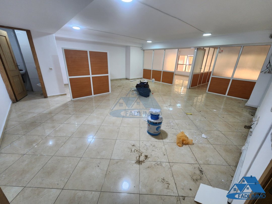 Oficina fachada en alquiler en Mimosas de Kénitra - Photo 2