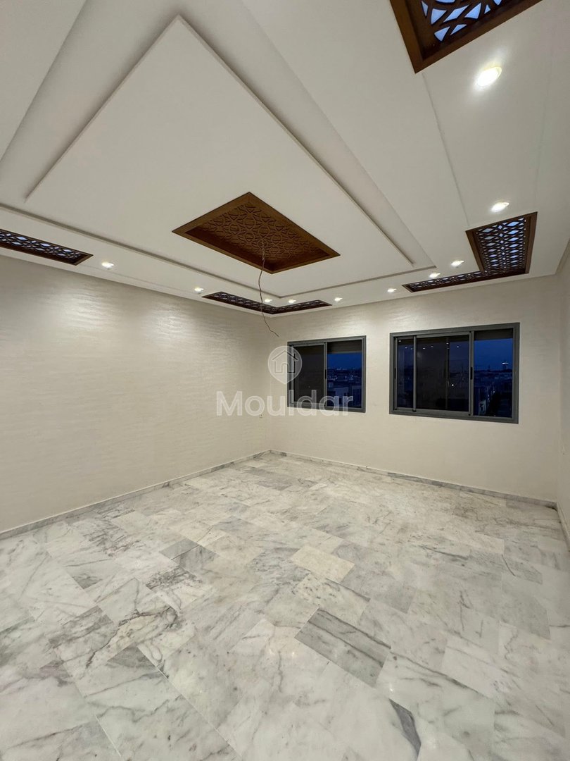 3-Bedroom Apartment for Sale in Fes - Spacious 128 m² - Photo 2
