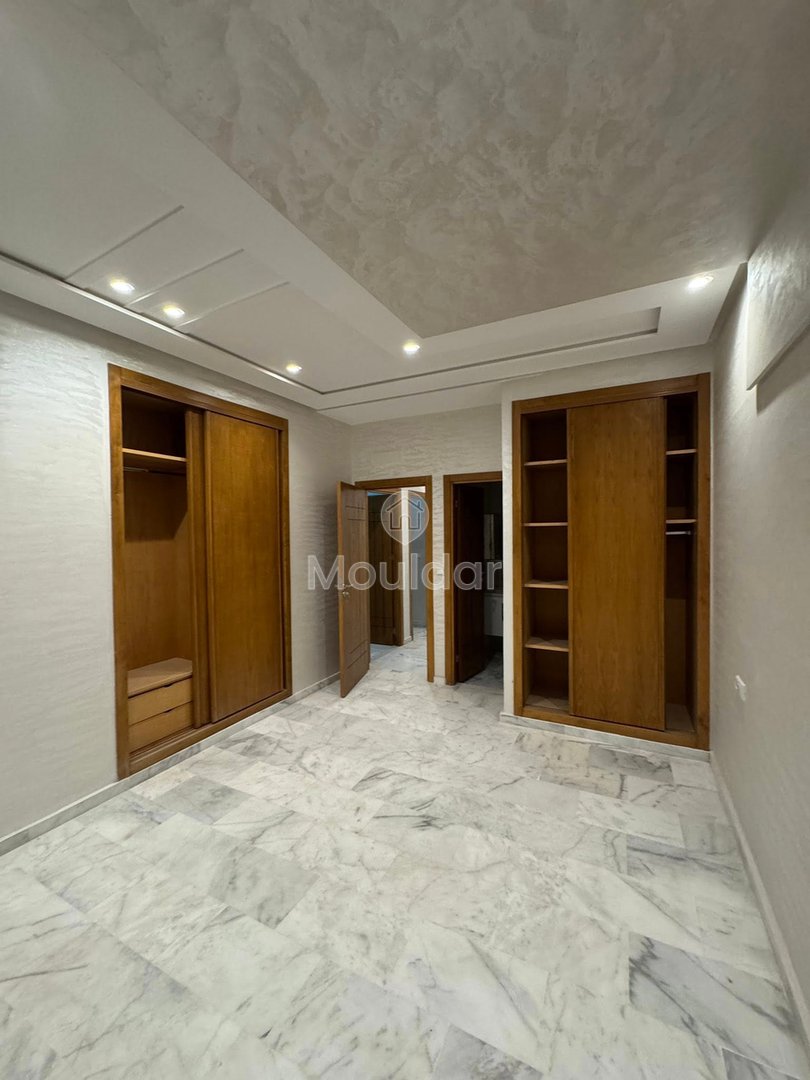 3-Bedroom Apartment for Sale in Fes - Spacious 128 m² - Photo 9