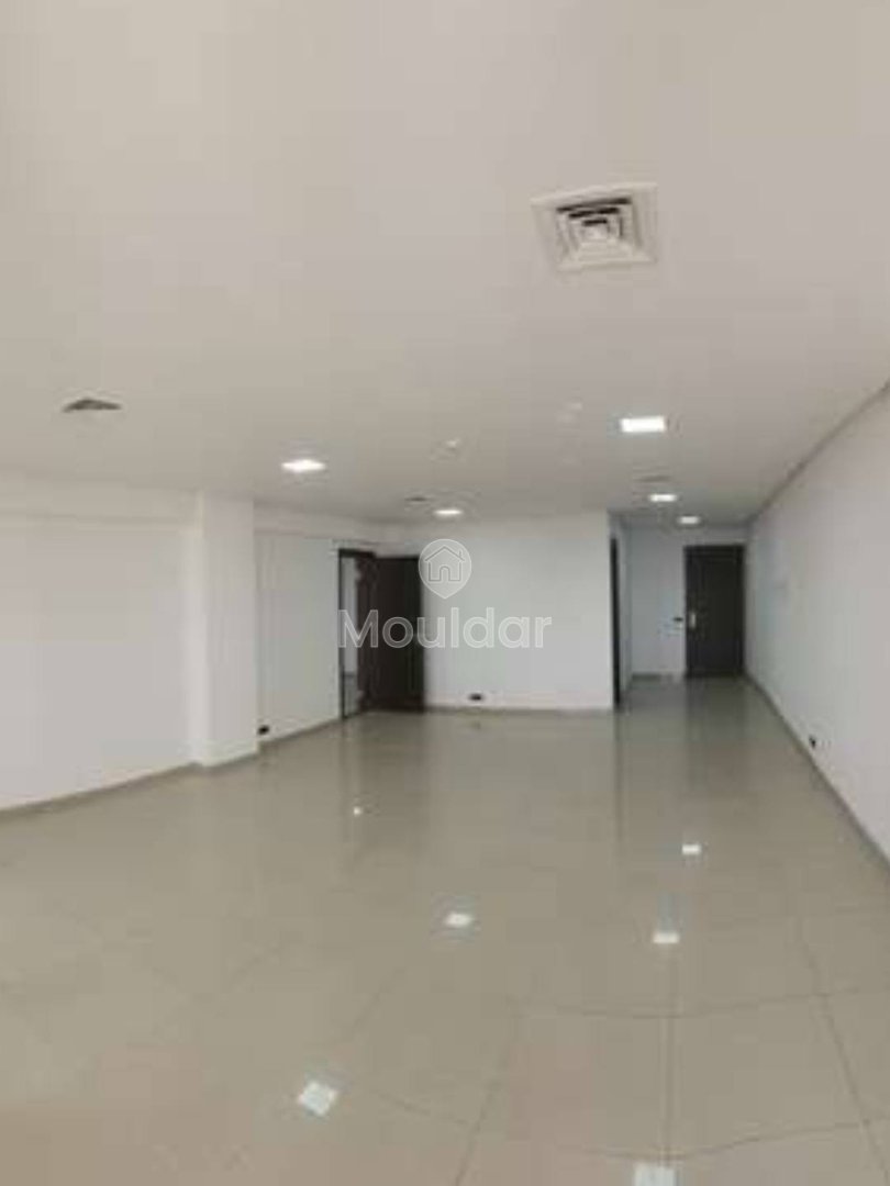 Biuro do wynajęcia w sercu Maarifu, Casablanca - Photo 1