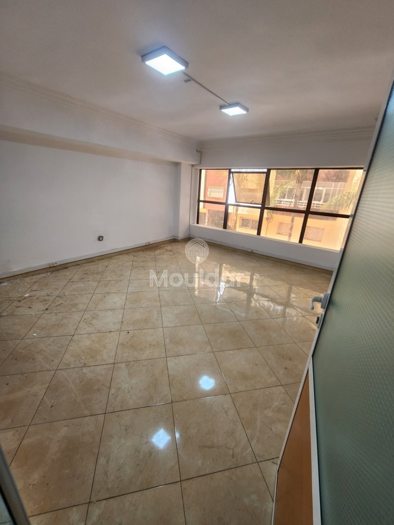 مكتب للايجار في القنيطرة - ميموزا، 100م² مع غرفتين - Photo 1