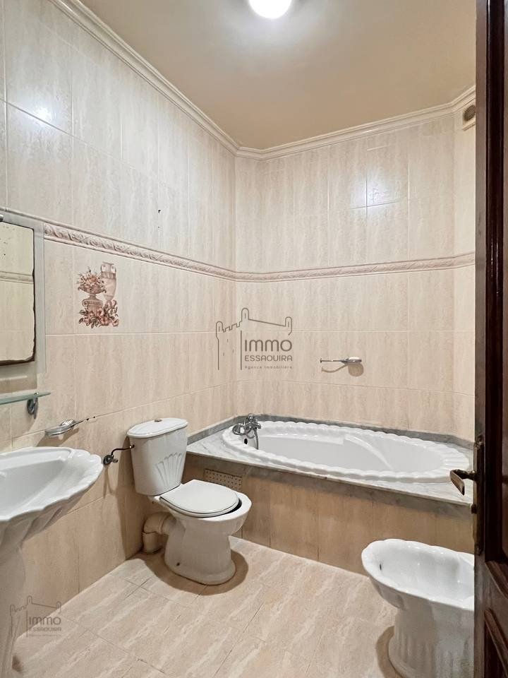 Villa spacieuse à Essaouira : 5 chambres, 150m² à saisir ! - Photo 36