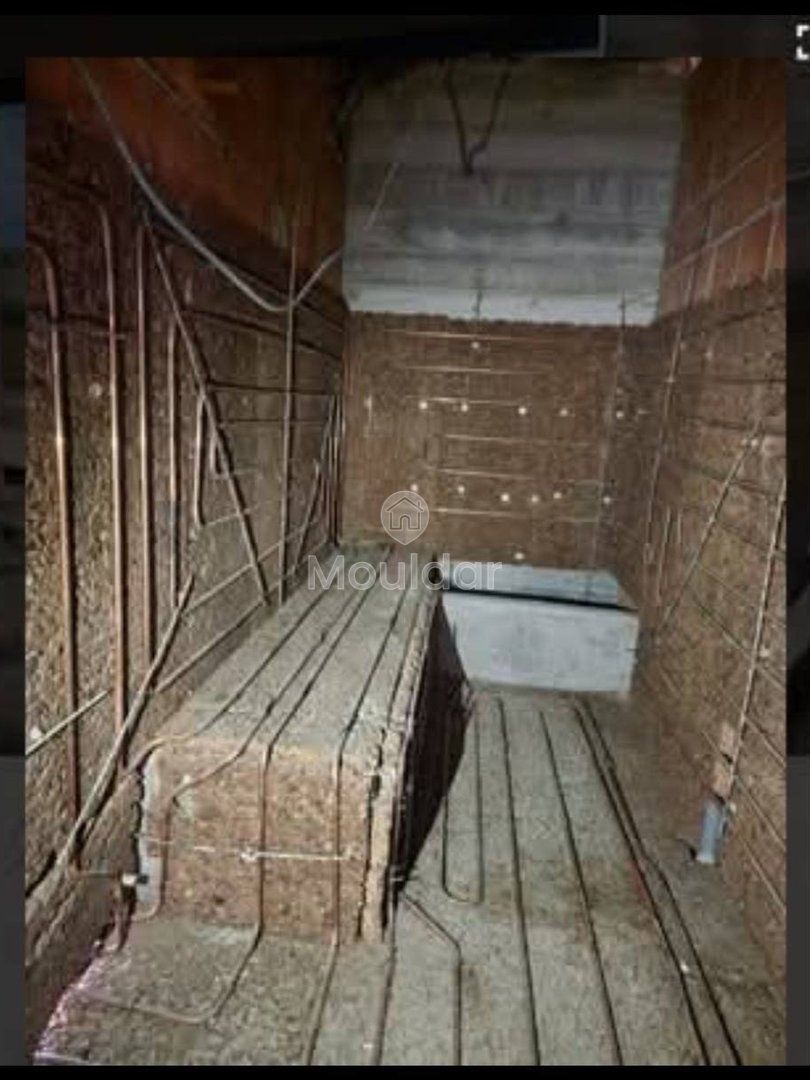 Vila Espaçosa à Venda em Marrakech - 8 Quartos, 389m² - Photo 7