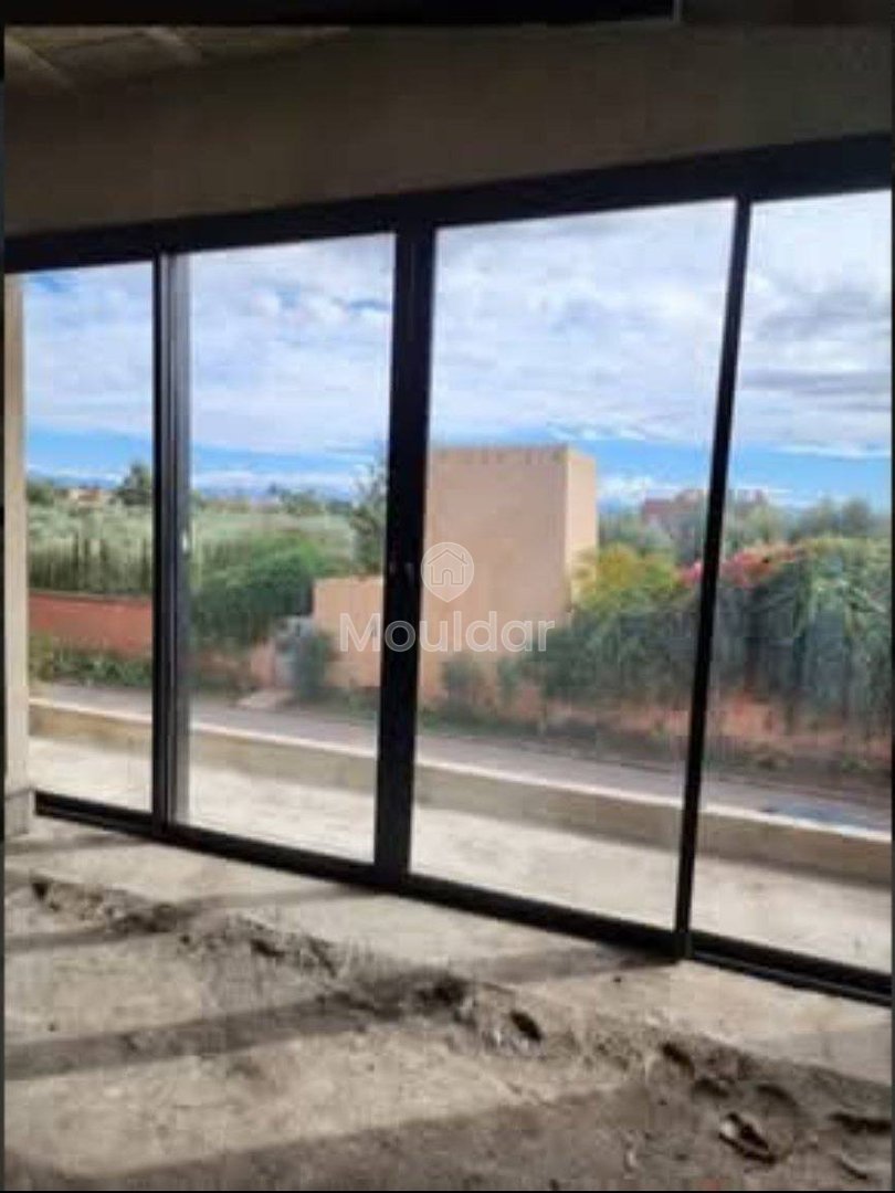 Vila Espaçosa à Venda em Marrakech - 8 Quartos, 389m² - Photo 5