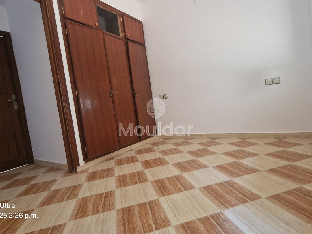 Spacious Apartment for Sale in Ksar el-Kebir - 3 Bedrooms - Photo 6