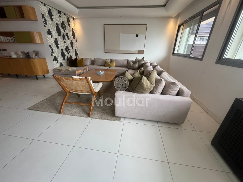 Apartment for Rent: 3 Bedrooms in the Golden Triangle, Casablanca - Photo 1