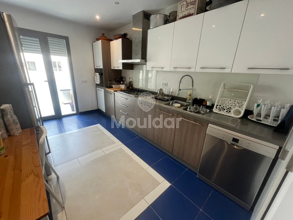 Apartment for Rent: 3 Bedrooms in the Golden Triangle, Casablanca - Photo 12