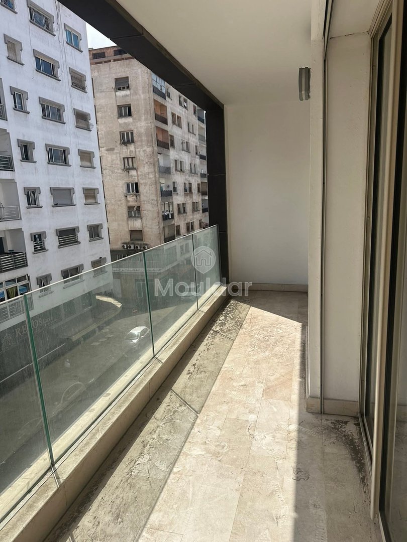 Appartement te huur: 3 slaapkamers in het hart van Casablanca - Photo 4