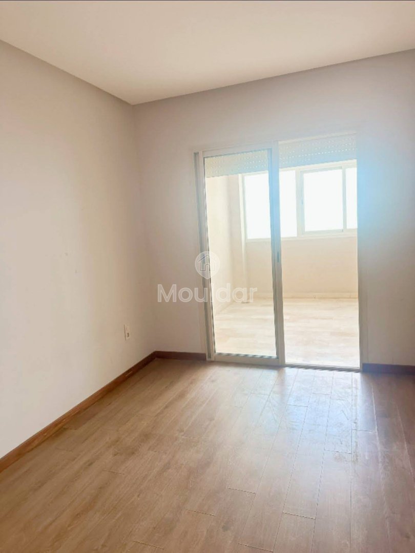 Appartement te huur: 3 slaapkamers in het hart van Casablanca - Photo 2