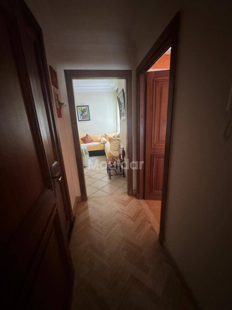 Spacious Apartment for Sale in the Golden Triangle, Casablanca - Photo 4