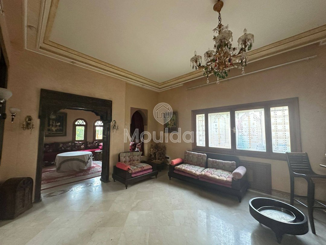 فيلا استثنائية في الدار البيضاء: فاخرة وواسعة وعصرية - Photo 2