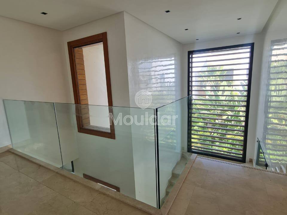 Bouskoura'da Kiralık Geniş Villa - Green Town - Photo 9