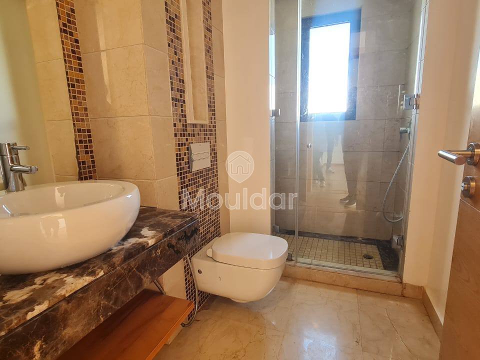 Bouskoura'da Kiralık Geniş Villa - Green Town - Photo 12