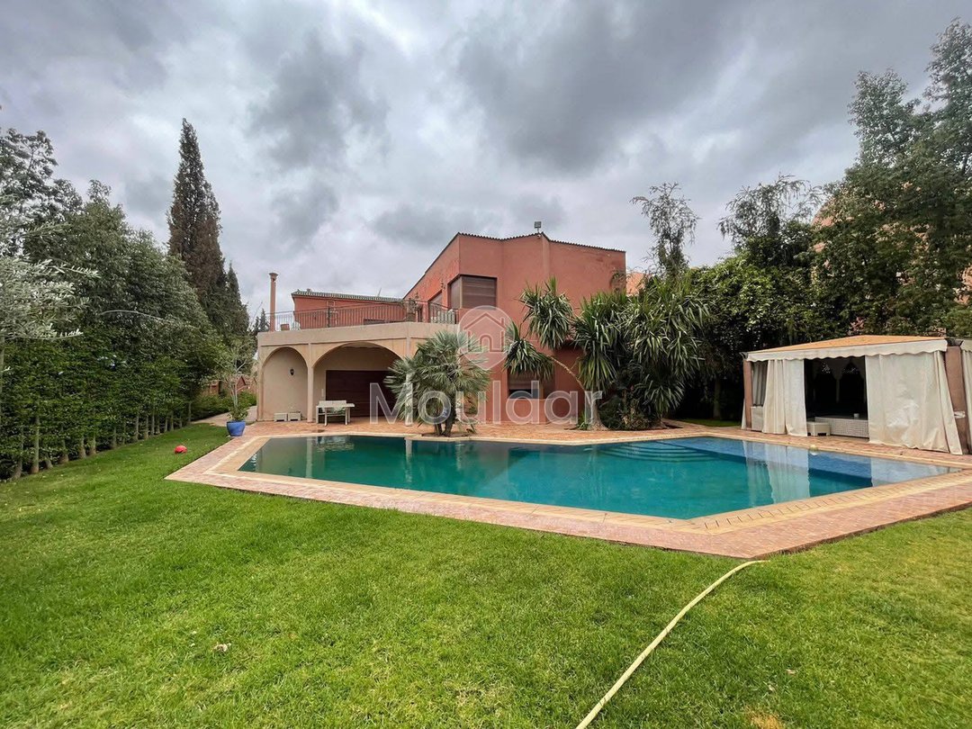 Villa Espaciosa en Venta en Marrakech: 6 Habitaciones de Lujo - Photo 1