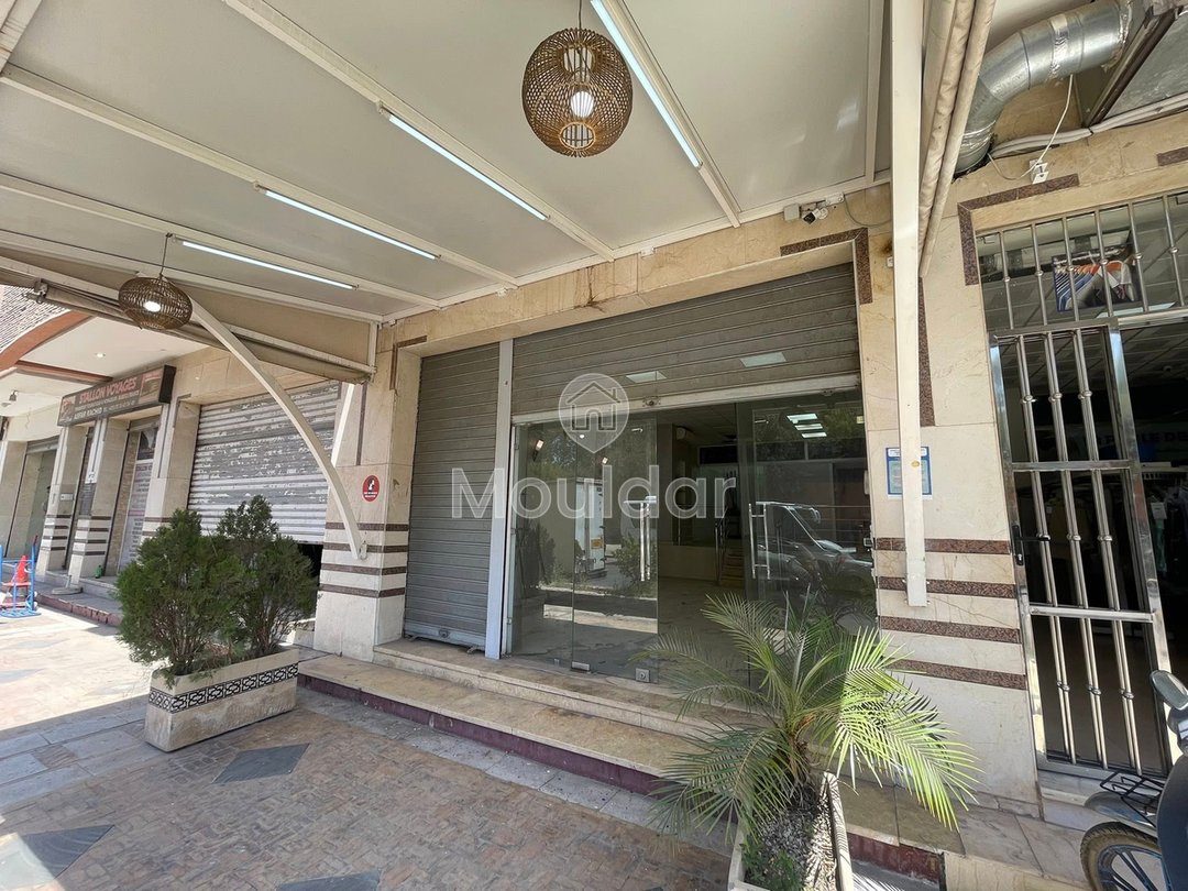 بيع ملكية تجارية في مراكش - هيفيرن, 65م² - Photo 1