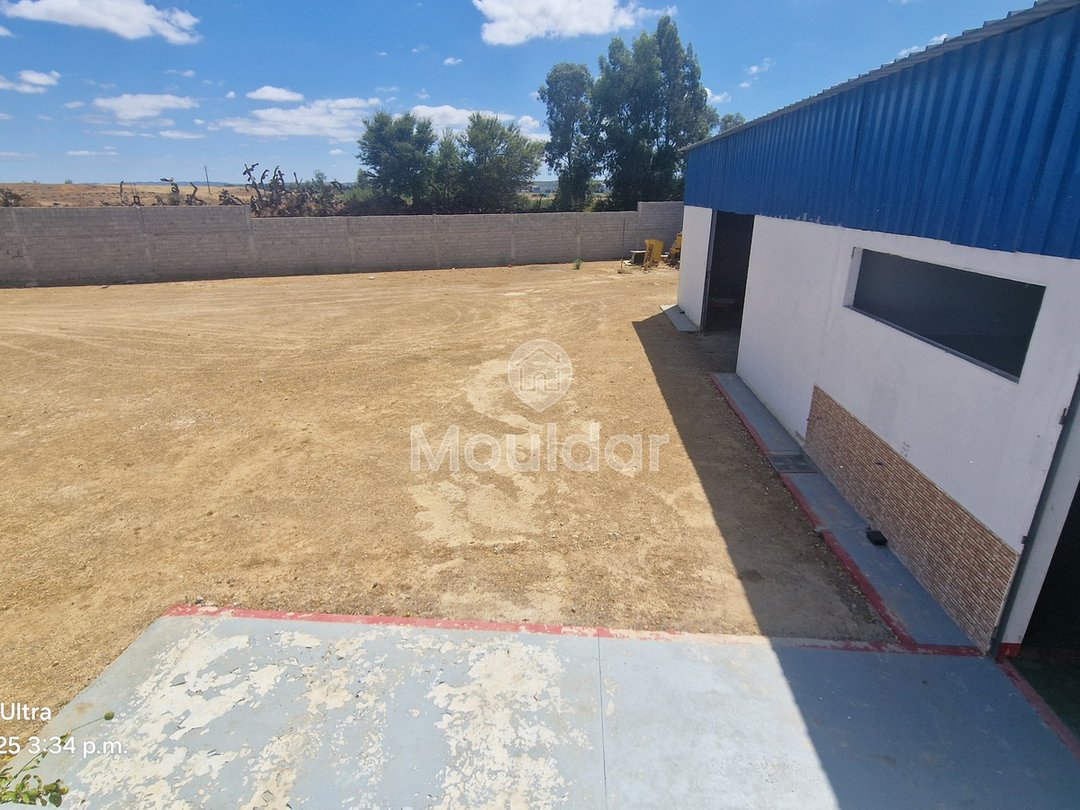 فرصة فريدة: قطعة أرض صناعية بمساحة 2400 متر مربع في القصر الكبير - Photo 19