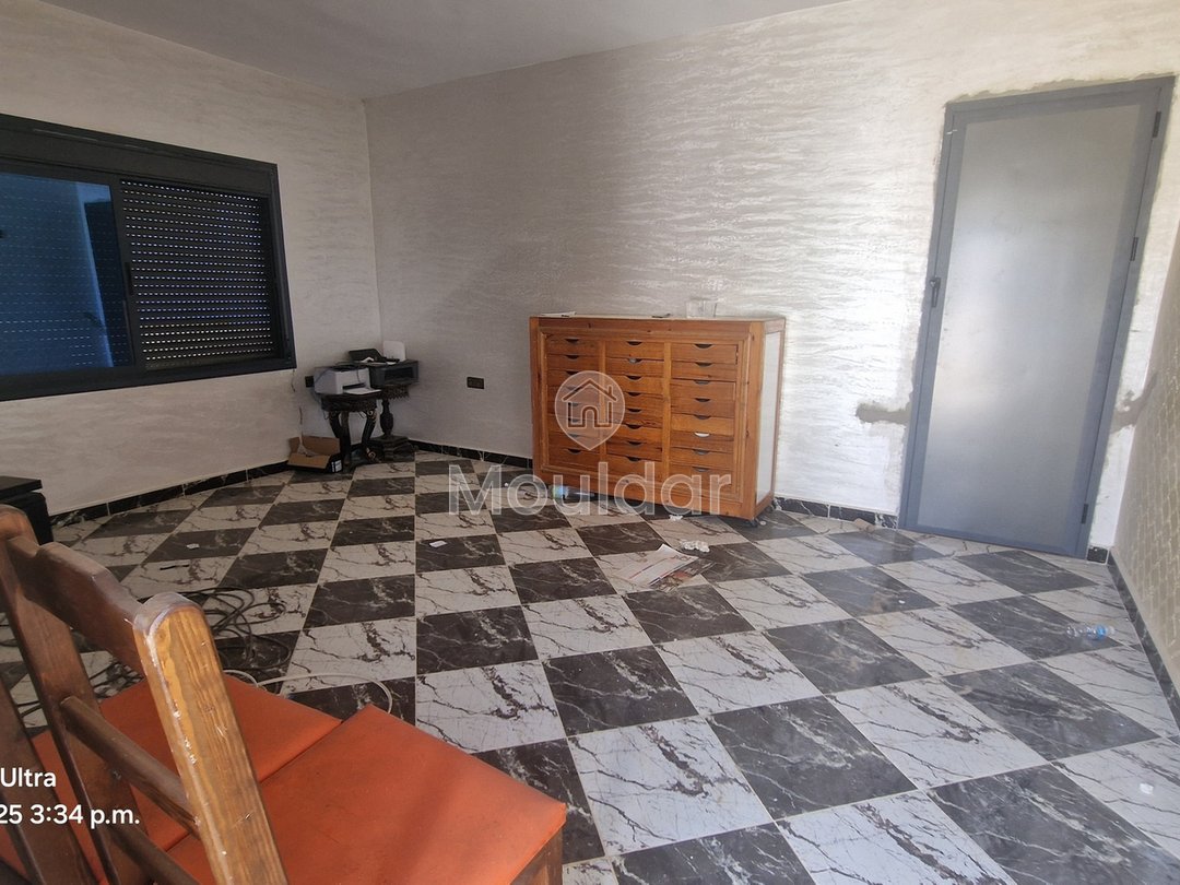 فرصة فريدة: قطعة أرض صناعية بمساحة 2400 متر مربع في القصر الكبير - Photo 25