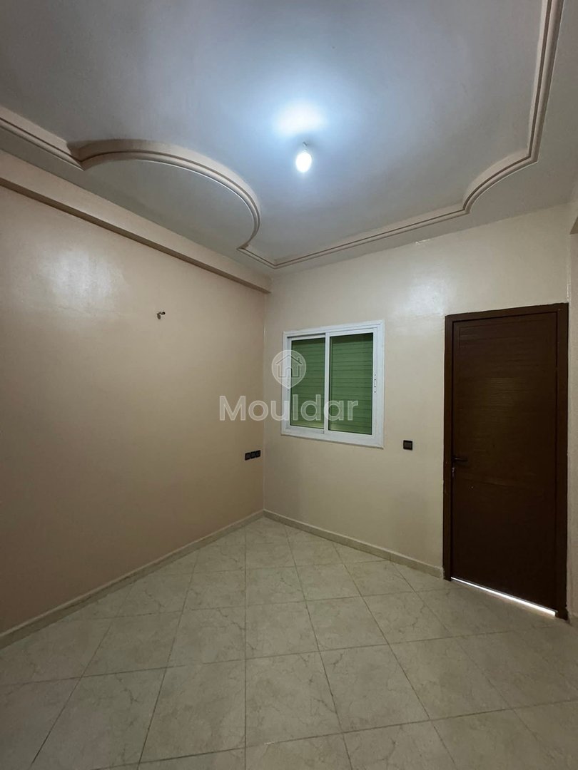 For Sale: Spacious 3-Bedroom Apartment in Fez, 90m² - Photo 5