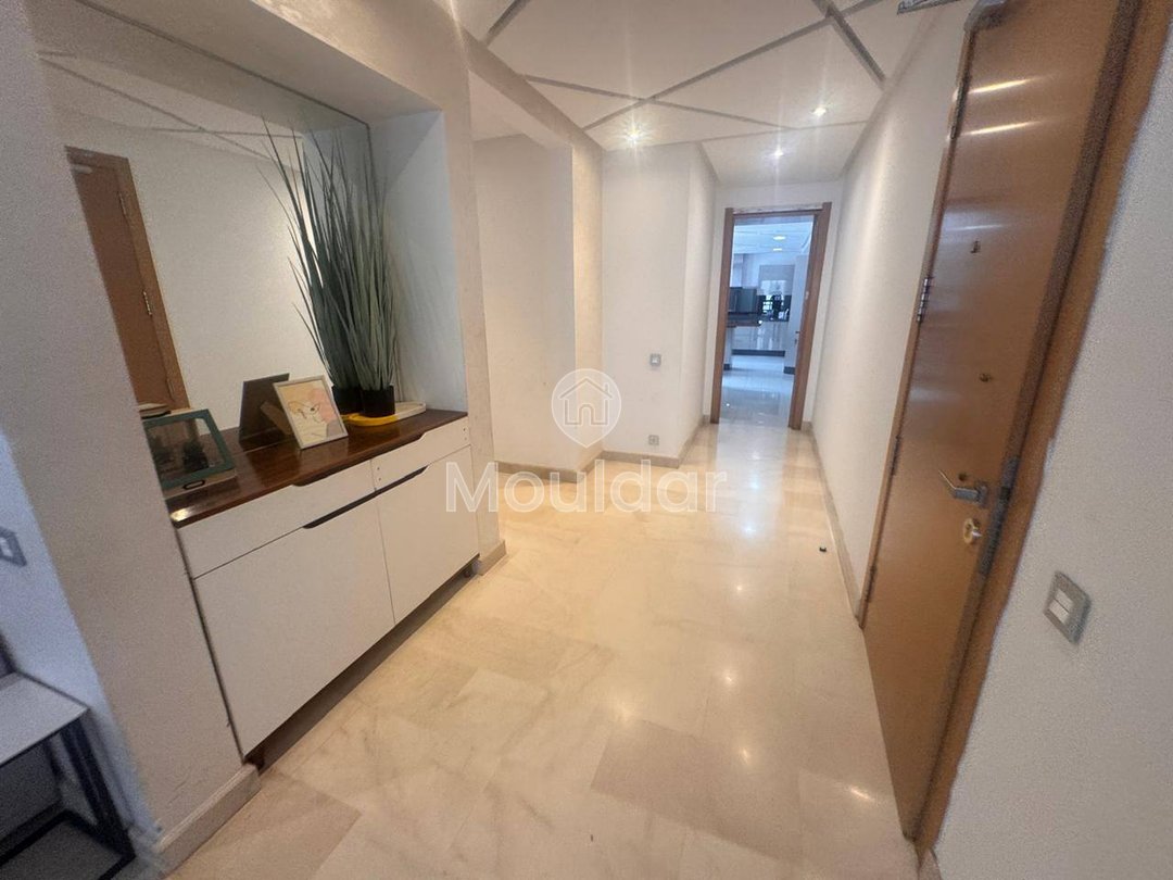 Beautiful 3-Bedroom Apartment for Sale in Racine, Casablanca - Photo 7