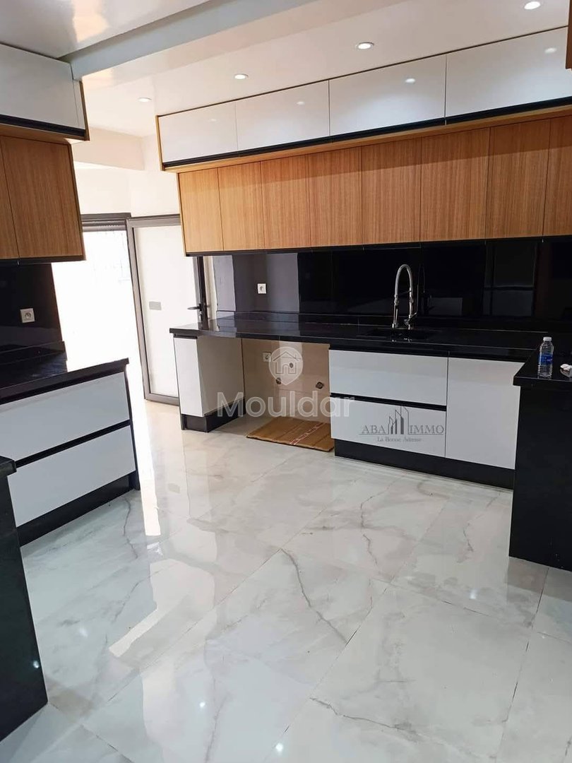 Casablanca'da Kiralık Harika 3 Odalı Daire - Photo 16