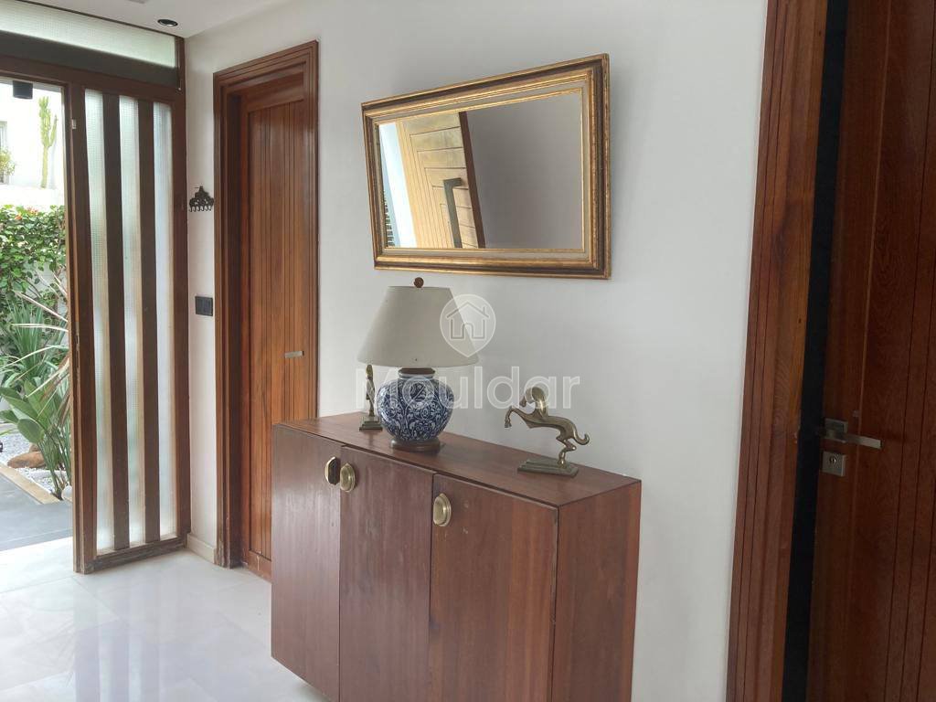 فيلا فاخرة مكونة من 4 غرف للإيجار في الدار البيضاء - Photo 6