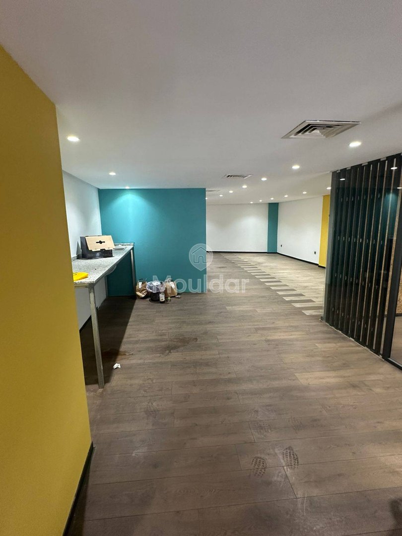 Locali commerciali in affitto: 210 m² a Casablanca - Photo 1