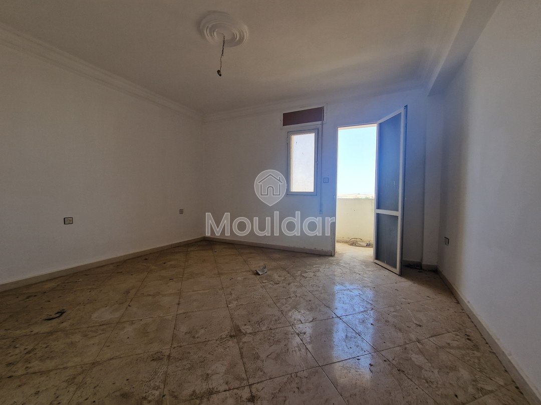 Spacious Apartment for Sale in Ksar el-Kebir - 80m² - Photo 2