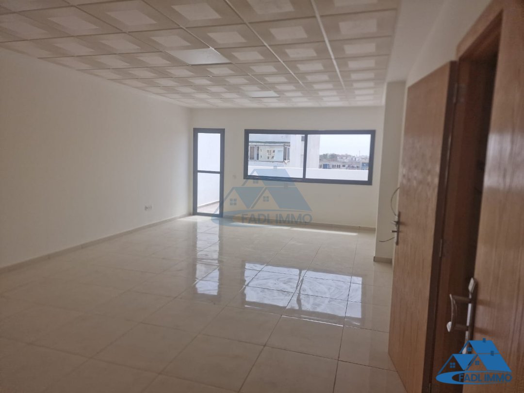 Sale of New Office Front 5 Minutes from Kénitra Station - Photo 2