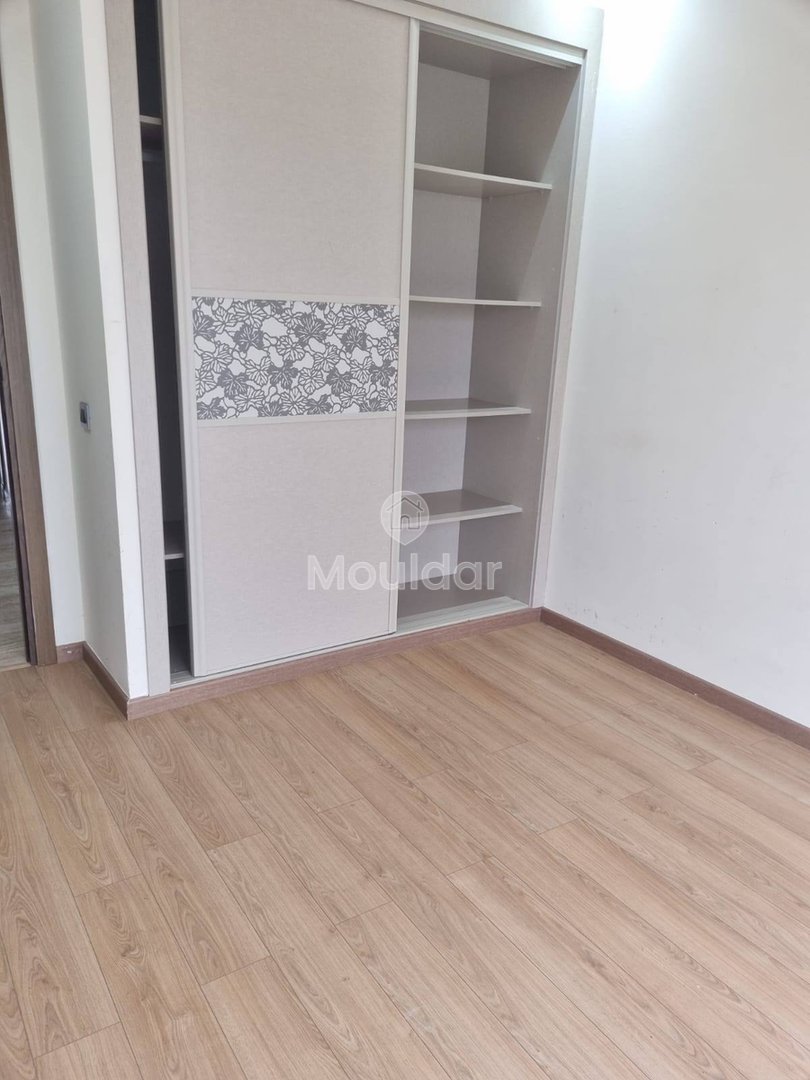 Incantevole Appartamento 3 camere da prendere in affitto a Dar Bouazza - Photo 7