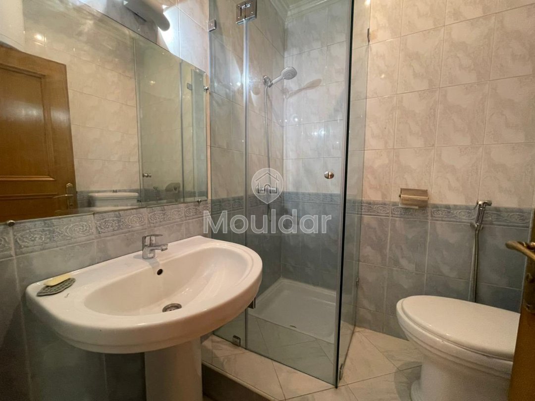 Spacious Apartment for Sale in the Heart of Casablanca! - Photo 9