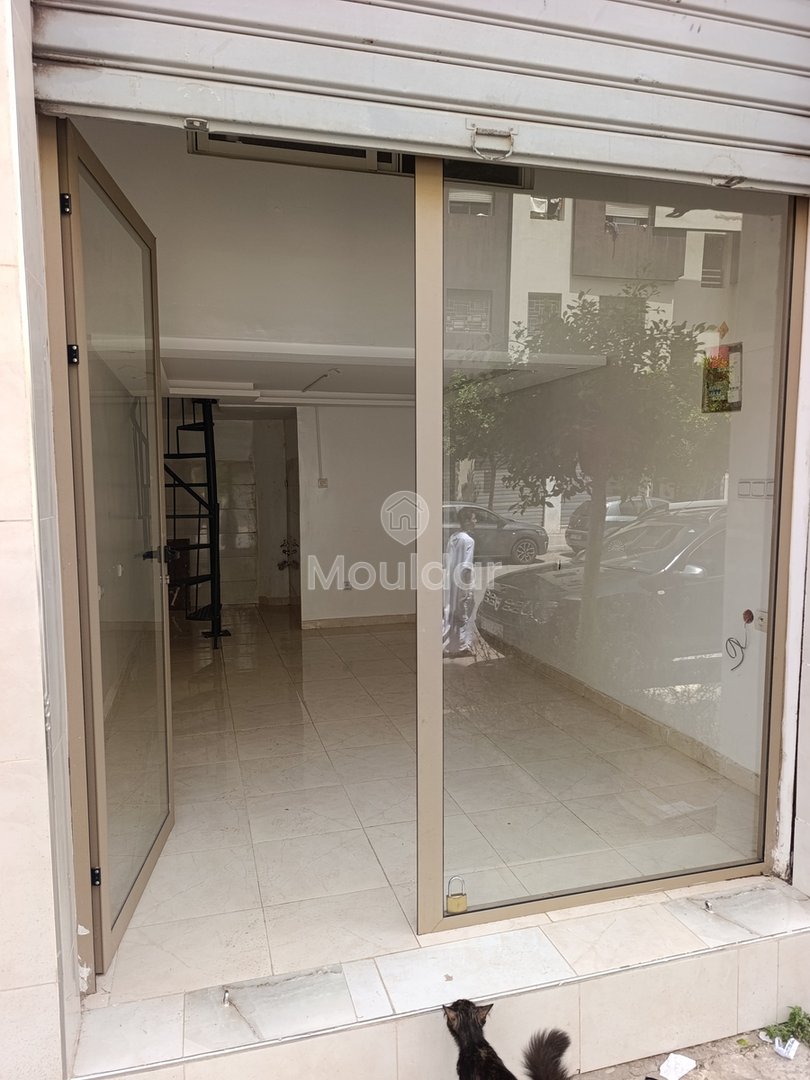 Investi in un immobile commerciale a Bouskoura - 24 m² - Photo 2
