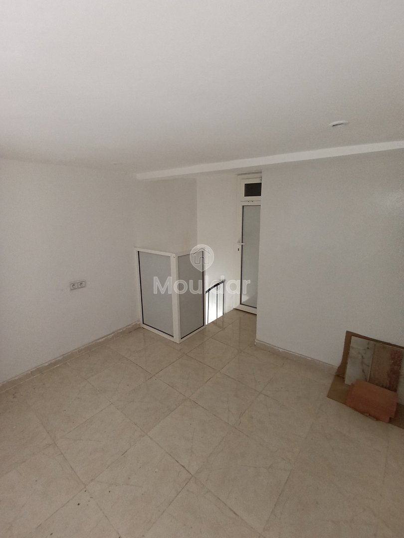 Investi in un immobile commerciale a Bouskoura - 24 m² - Photo 6