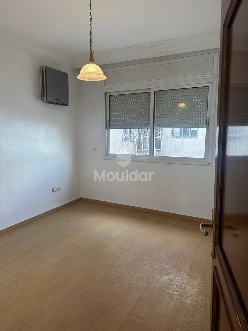 Abdou Chakir
 Apartament do wynajęcia: Elegancja w Triangle d'Or w Casablance - Photo 1