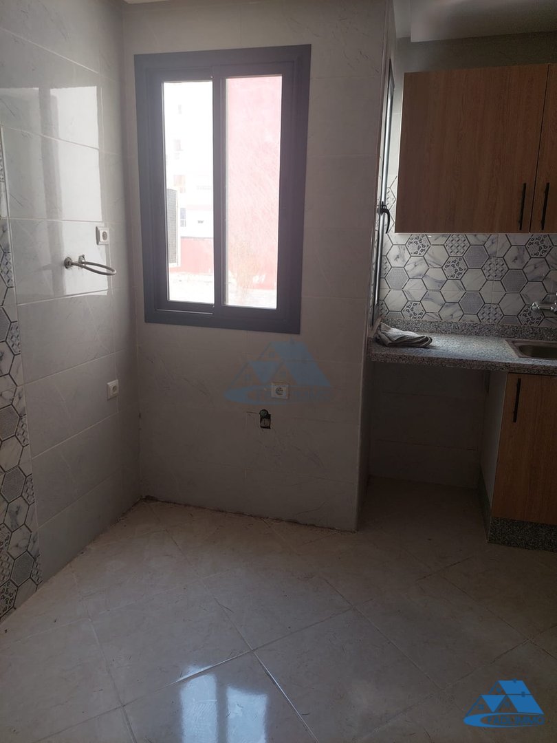 Alquilar Apartamento Fachada en el Centro de la Ciudad de Kénitra - Photo 6