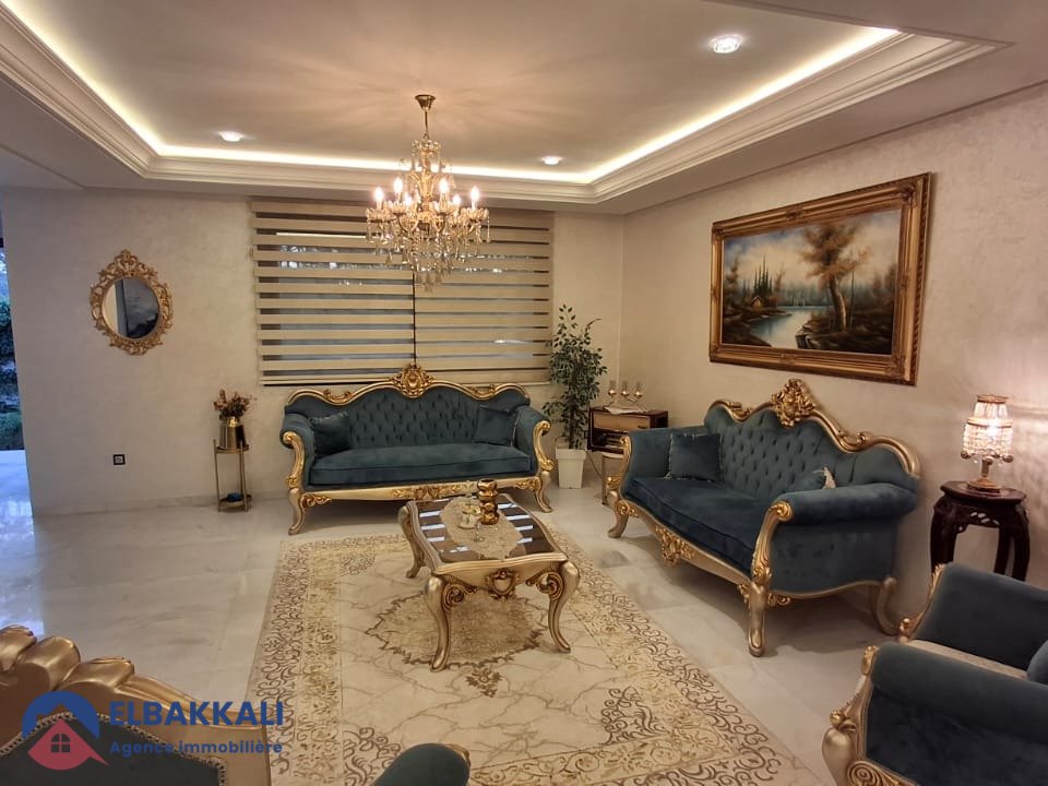 فيلا فسيحة فاخرة للإيجار - Photo 3