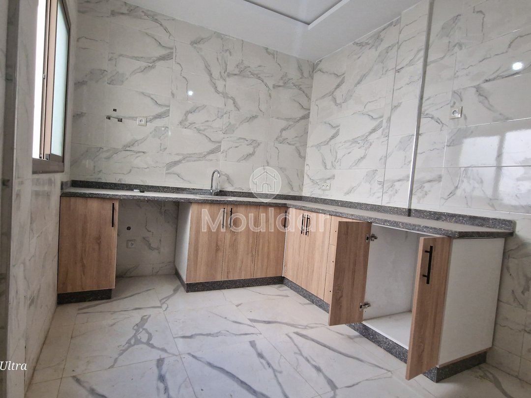 Spacious Apartment for Sale in Ksar el-Kebir - 94m² - Photo 15