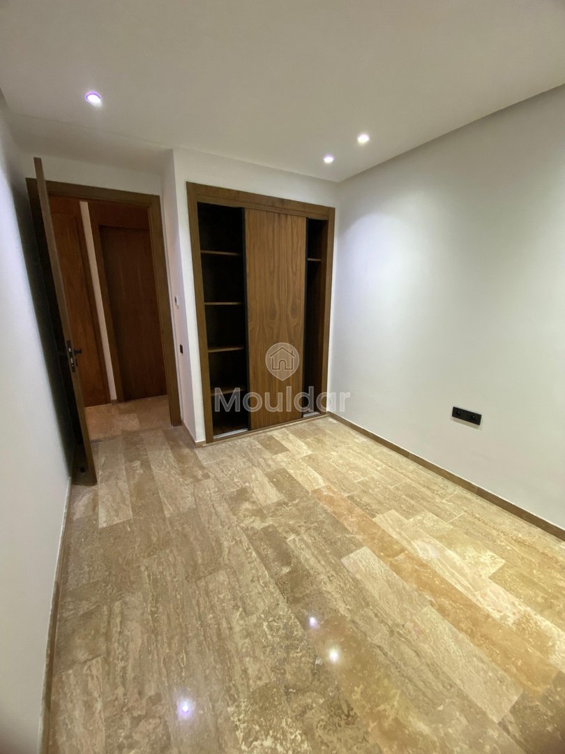 Appartement te huur in Dar Bouazza: 97 m² vol charme - Photo 3