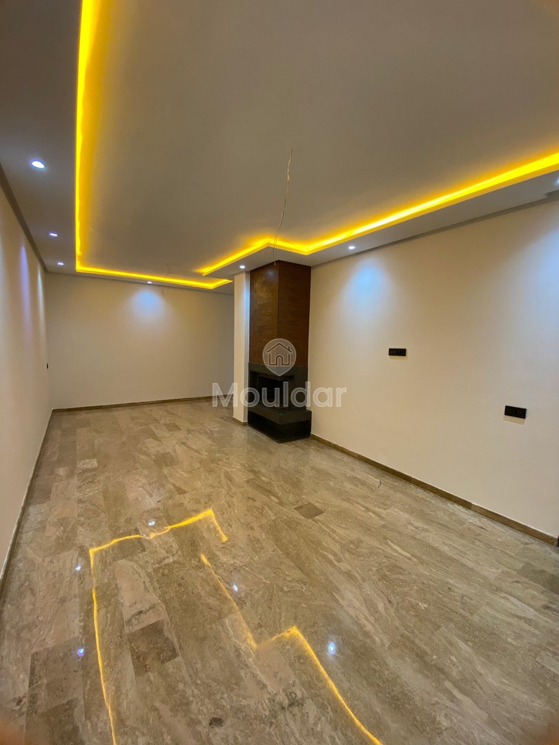 Appartement te huur in Dar Bouazza: 97 m² vol charme - Photo 1