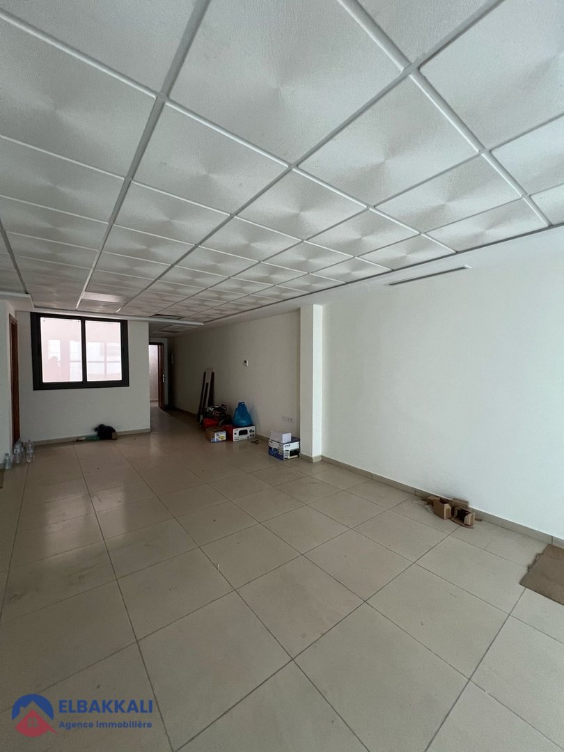 مكتب للإيجار للمهنة الطبية! - Photo 3