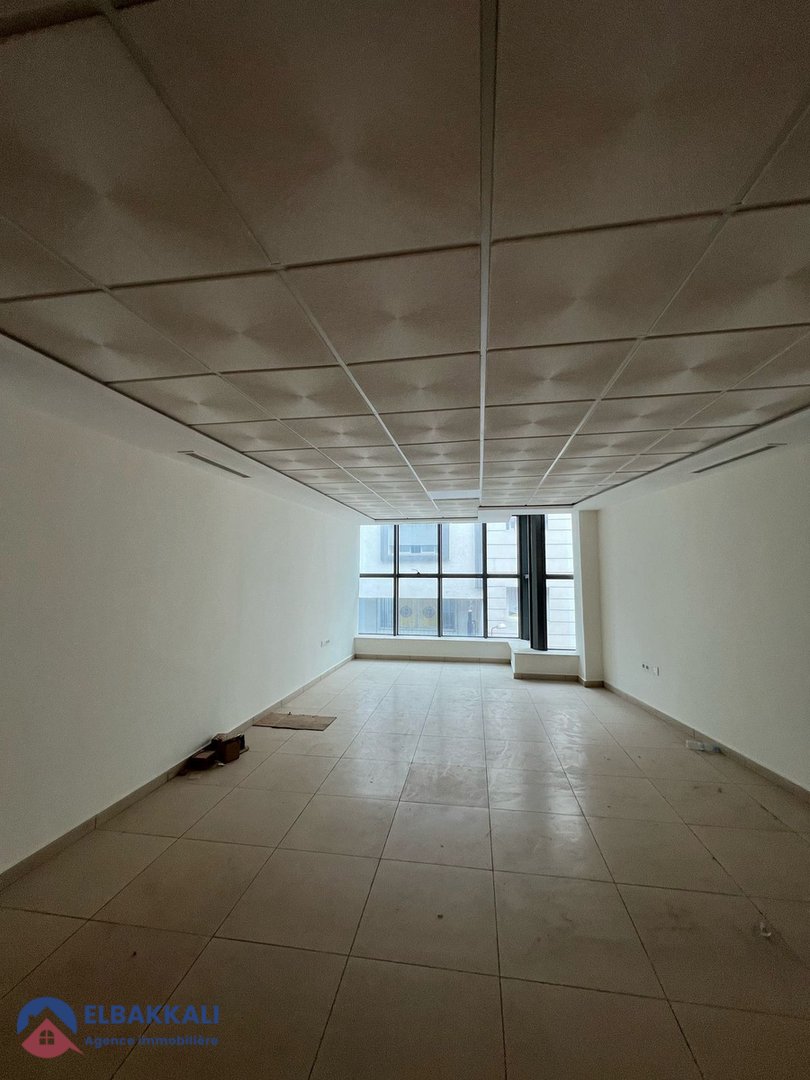 مكتب للإيجار للمهنة الطبية! - Photo 4