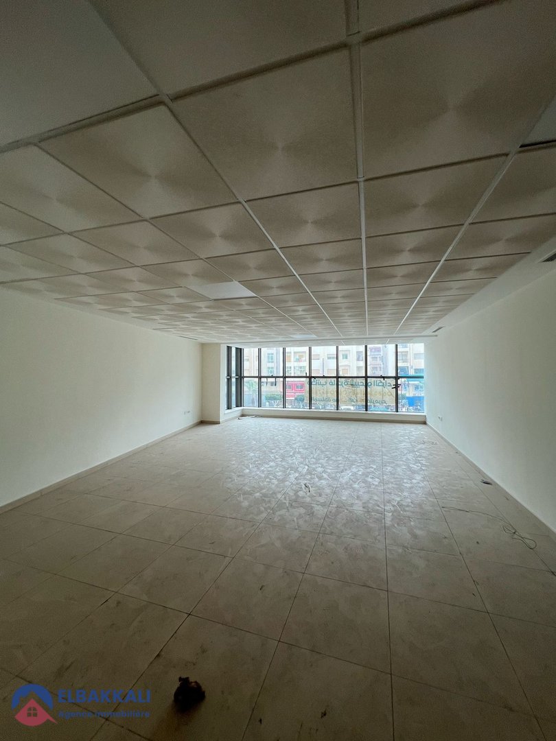 مكتب للإيجار للمهنة الطبية! - Photo 1