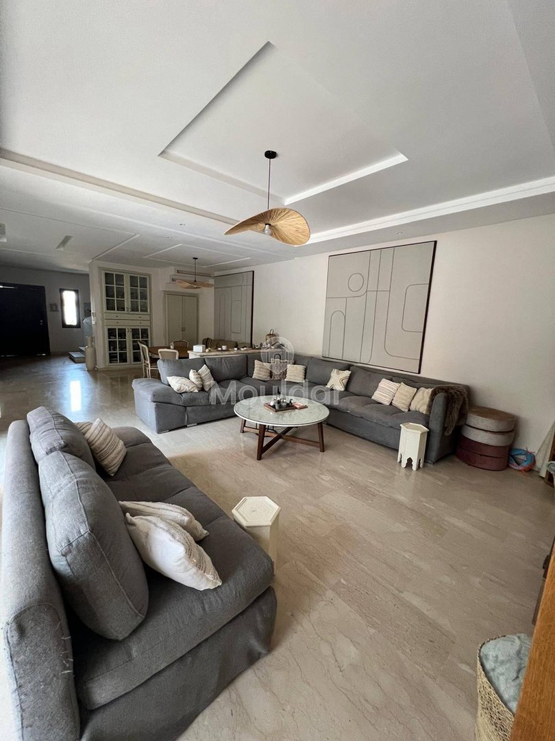 Vila de Luxo à Venda em Marrakech - 5 Quartos Espaçosos - Photo 2