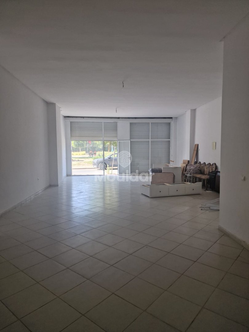 Möglichkeit in Kenitra: Gewerbeobjekt 104 m² zum Verkauf - Photo 1