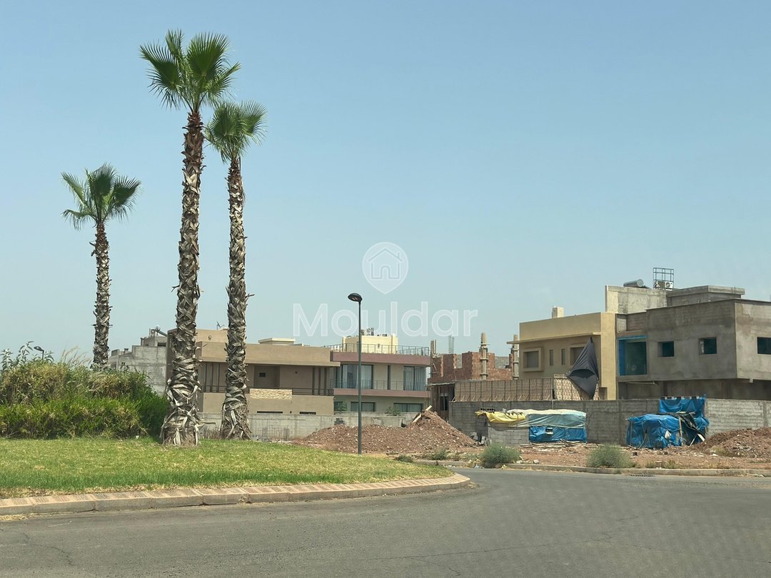 أرض للبيع في مراكش - فرصة استثنائية يجب اغتنامها - Photo 1